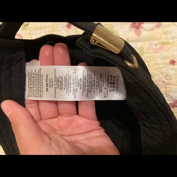 Vans hat - Picture 4 of 4